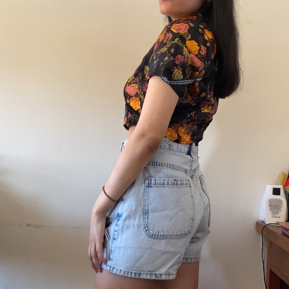 Satin Black Crop Top - Picture 3 of 5